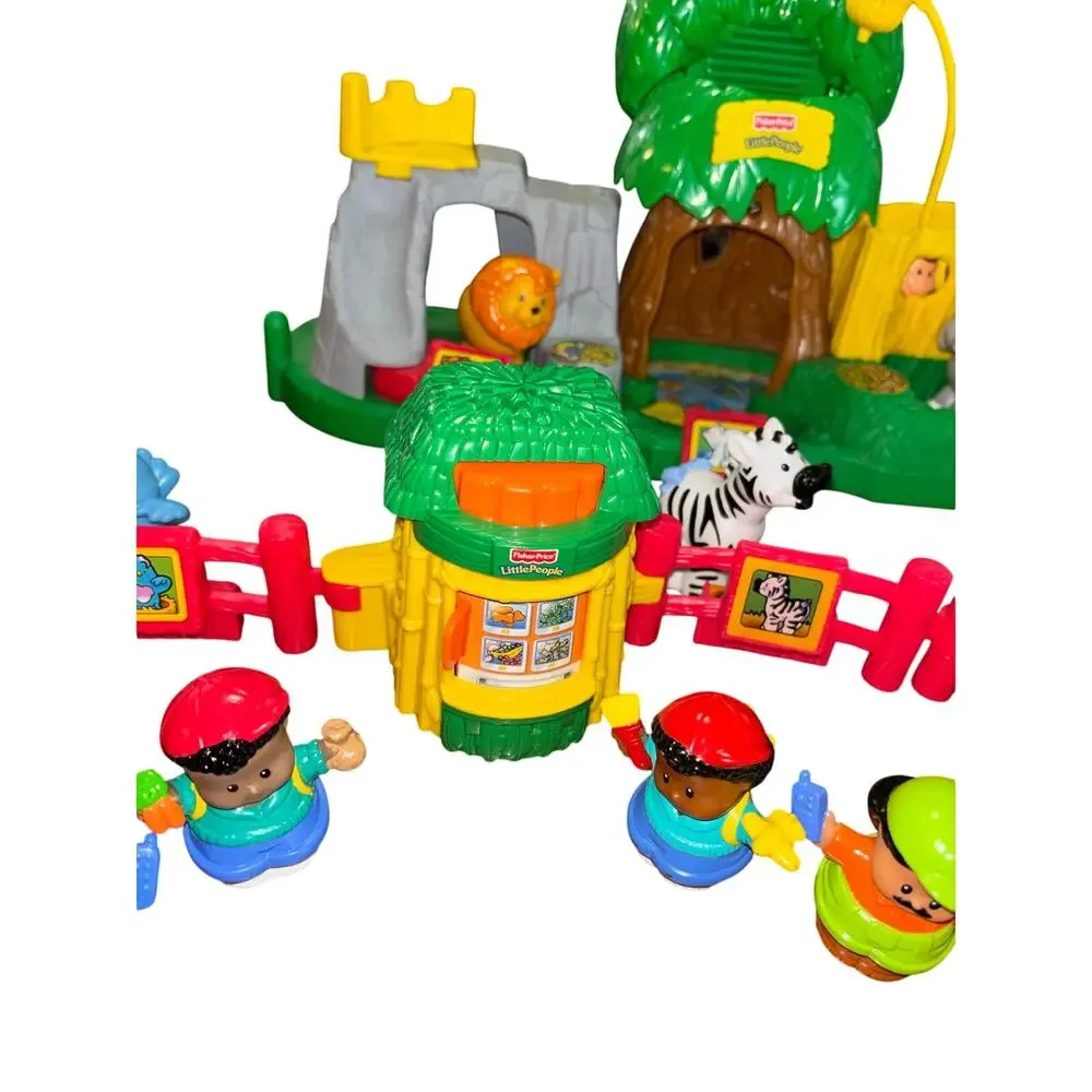 Vintage Little People zoo Playset baby animals - sounds work (2001)